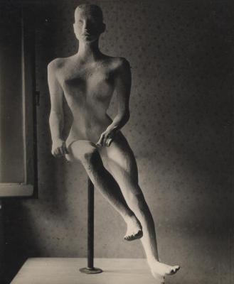 Equestrienne
