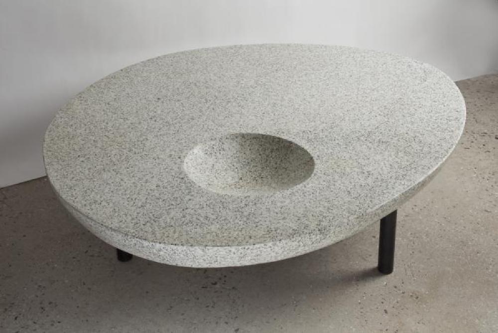 Table for Chuo Koron Gallery, Tokyo, image 4