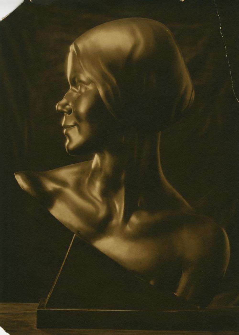 Doris Niles, image 2