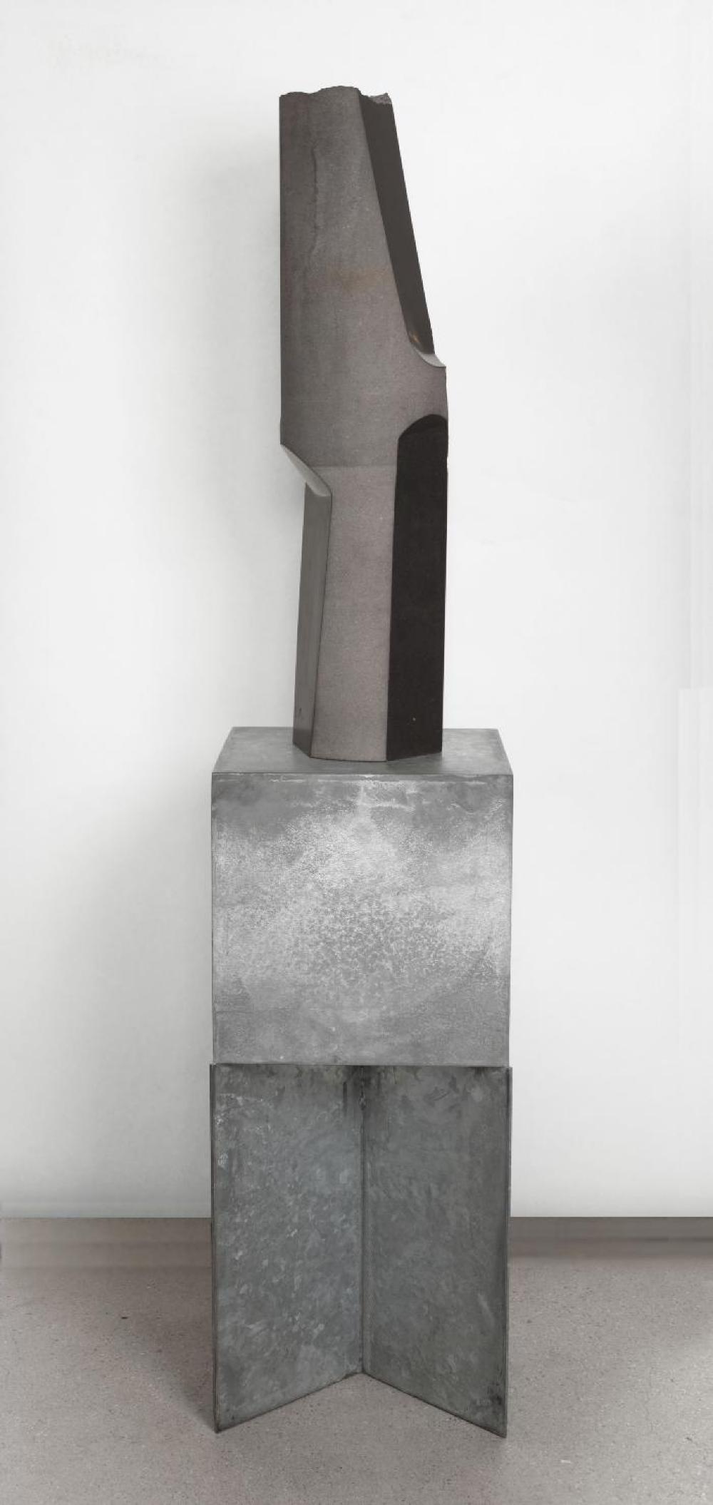 Vertical Core Stone, image 2