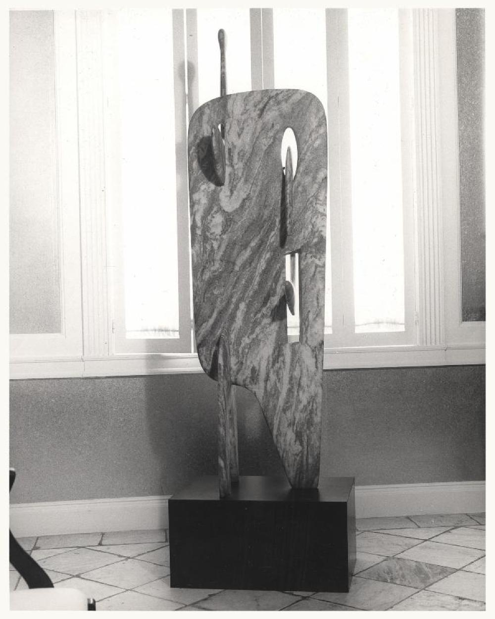 Figure, image 3