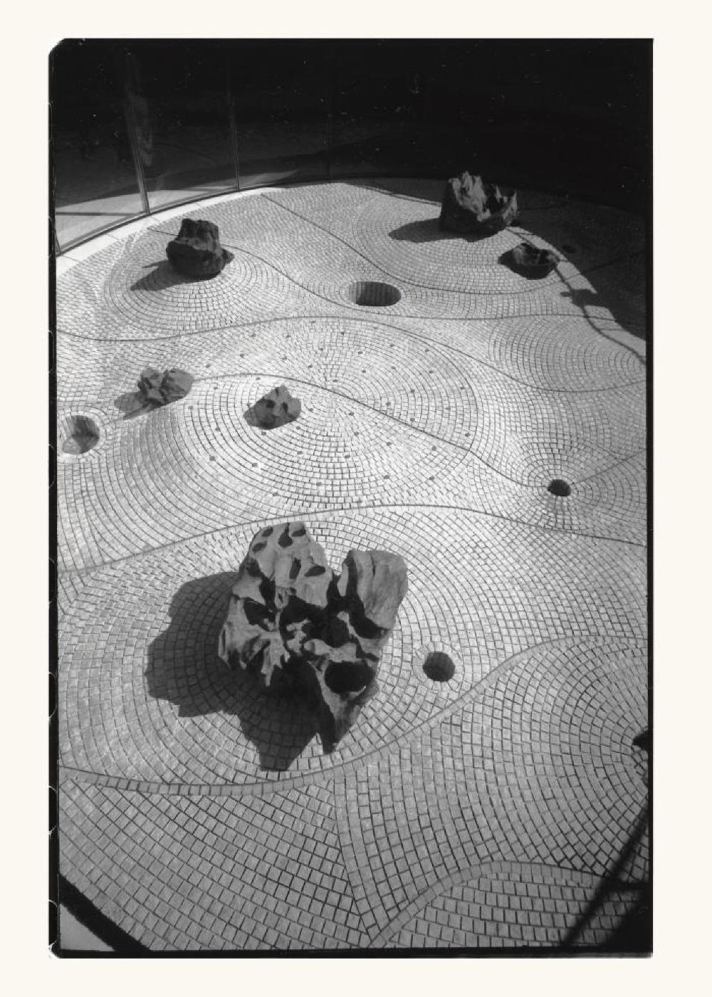 Sunken Garden, Chase Manhattan Bank Plaza, image 4