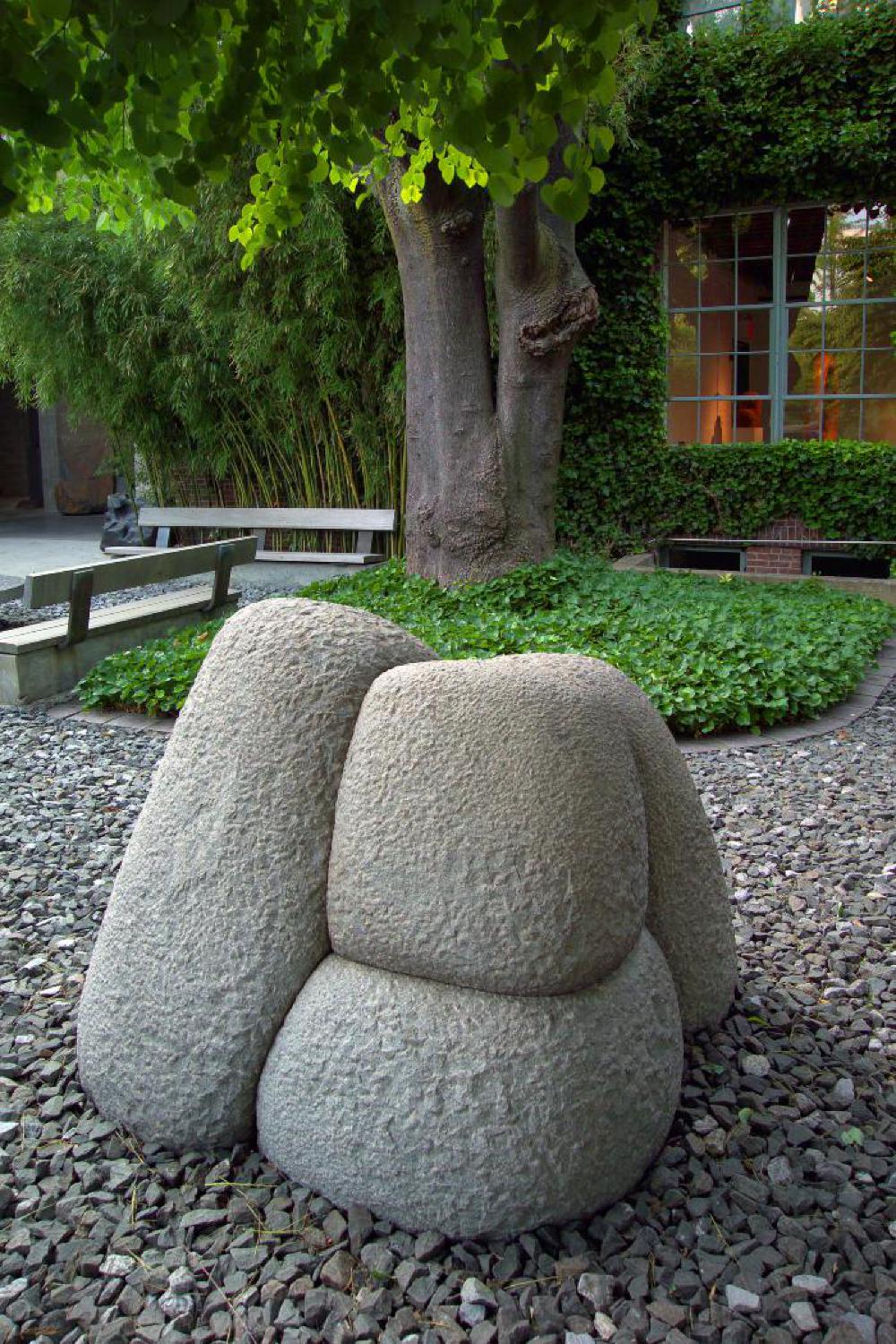 Illusion of the Fifth Stone, image 1