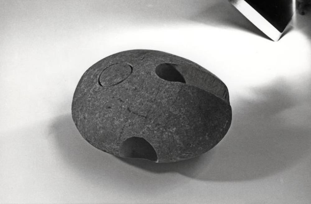 Worm Stone, image 2