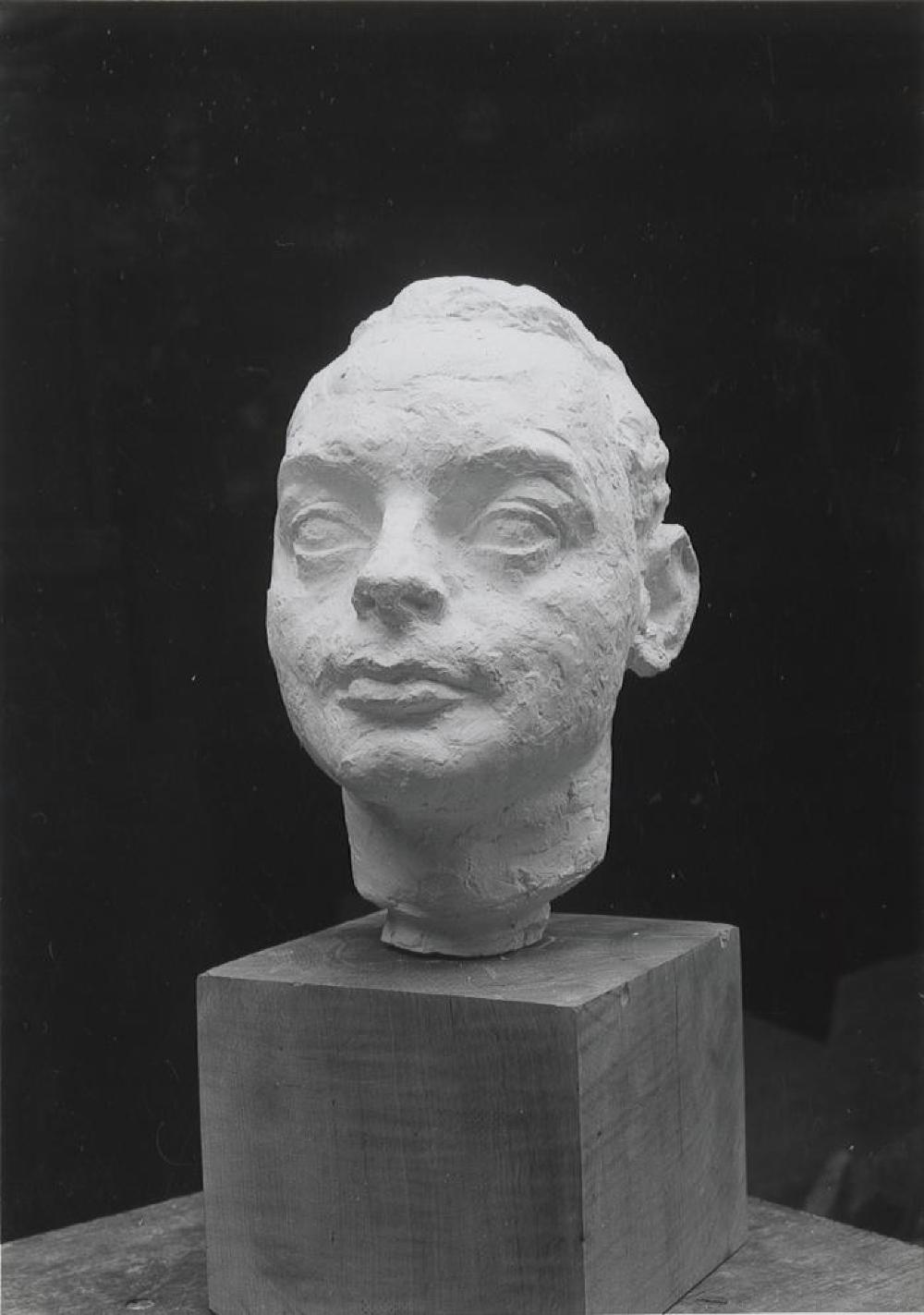 Hugh Chisholm, image 4