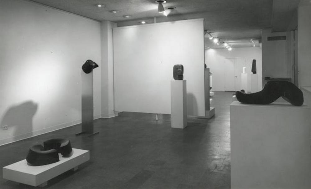 Exhibition photograph: "Isamu Noguchi," Cordier & Ekstrom Gallery, New York (April 4 - April 29, 1967) - Photograph: Geoffrey Clements