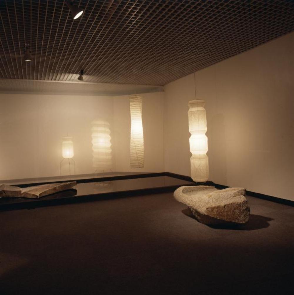 Installation view of "Space of Akari & Stone," Yurakucho Art Forum (Seibu Museum of Art), February 9, 1985 – February 20, 1985.