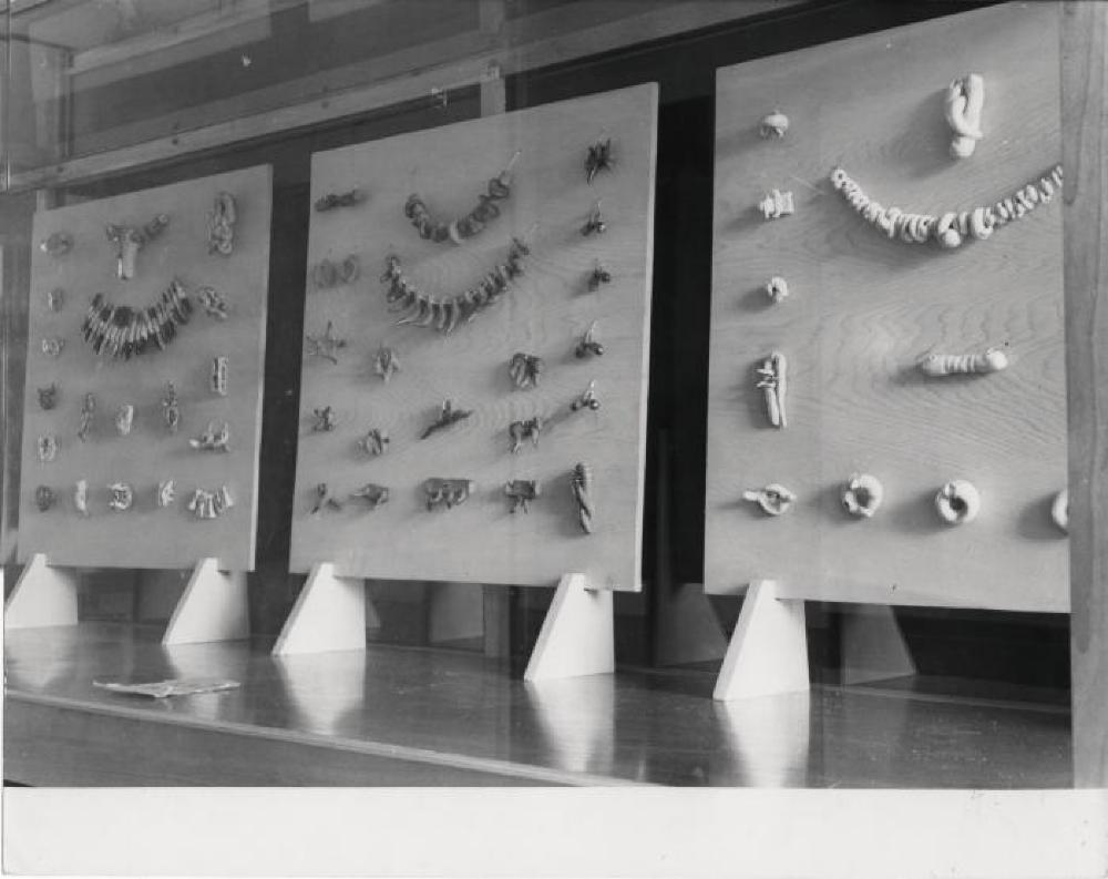 "Isamu Noguchi Exhibition," Museum of Modern Art, Kamakura, September 23, 1952 - October 19, 1952.