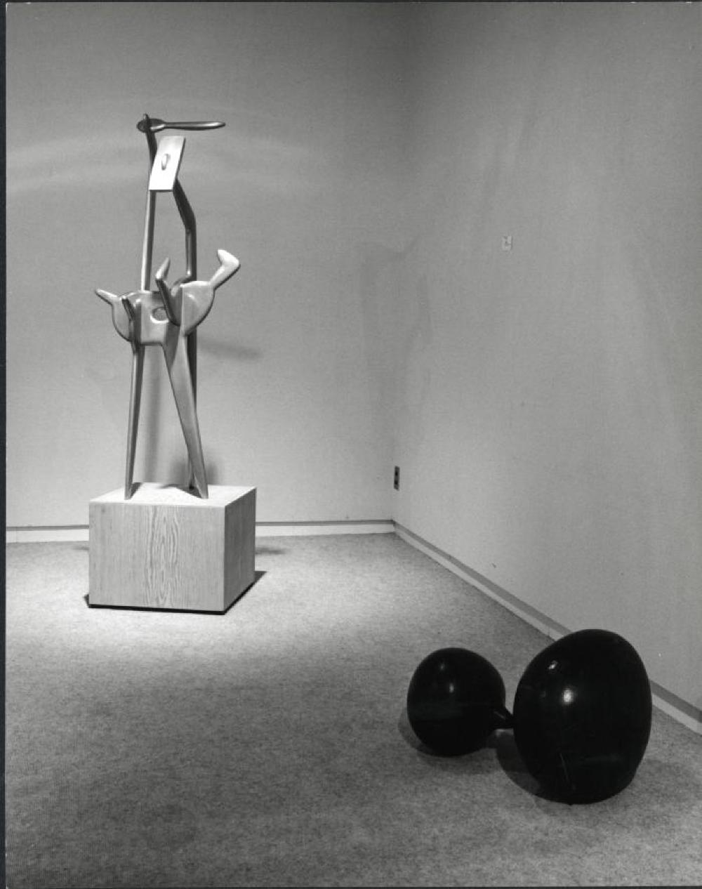 Installation view of "Isamu Noguchi," Minami Gallery, May 14, 1973 - June 9, 1973.