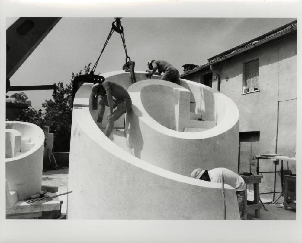 Installation process for "Isamu Noguchi:  What is Sculpture?," 1986 Venice Biennale, June 29, 1986 - September 28, 1986.