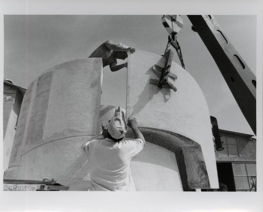 Installation process for "Isamu Noguchi:  What is Sculpture?," 1986 Venice Biennale, June 29, 1986 - September 28, 1986.