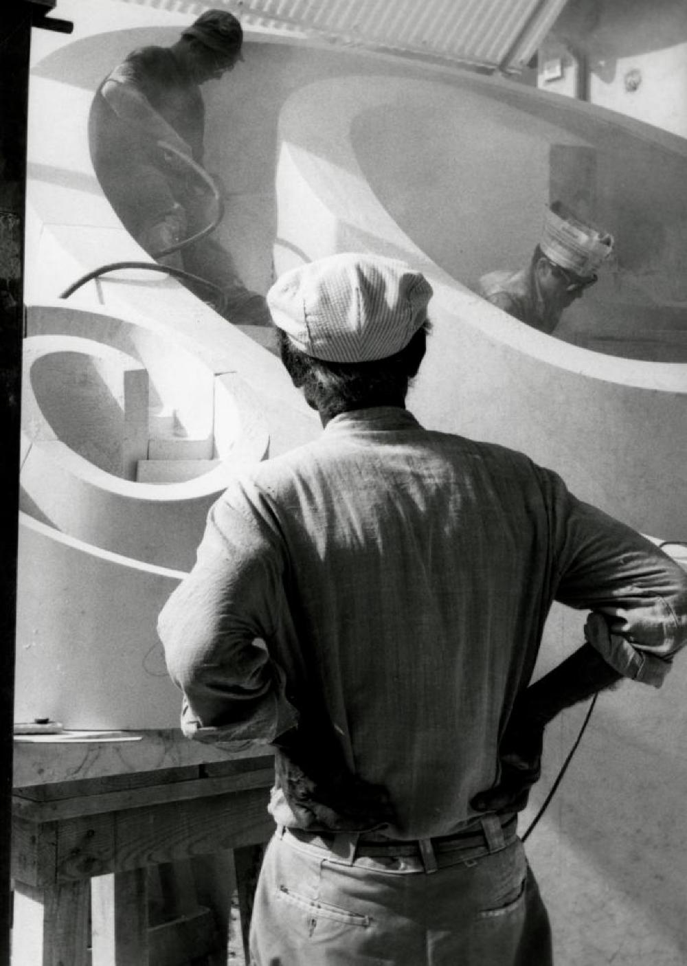 Isamu Noguchi observing installation process for "Isamu Noguchi:  What is Sculpture?," 1986 Venice Biennale, June 29, 1986 - September 28, 1986.