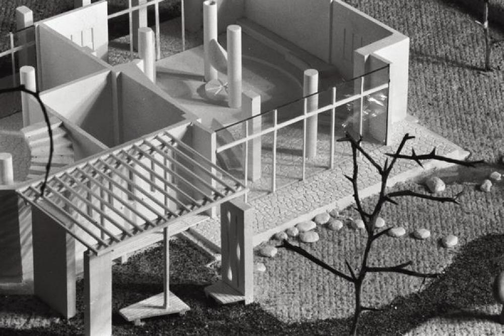 Installation view of "Isamu Noguchi," Mitsukoshi Department Store exhibition (Nihombashi Head Store); Model for Faculty Room and Garden, Shin Banraisha, Keio University