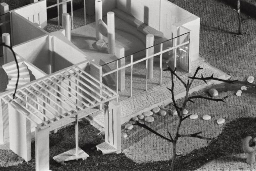 Installation view of "Isamu Noguchi," Mitsukoshi Department Store exhibition (Nihombashi Head Store); Model for Faculty Room and Garden, Shin Banraisha, Keio University