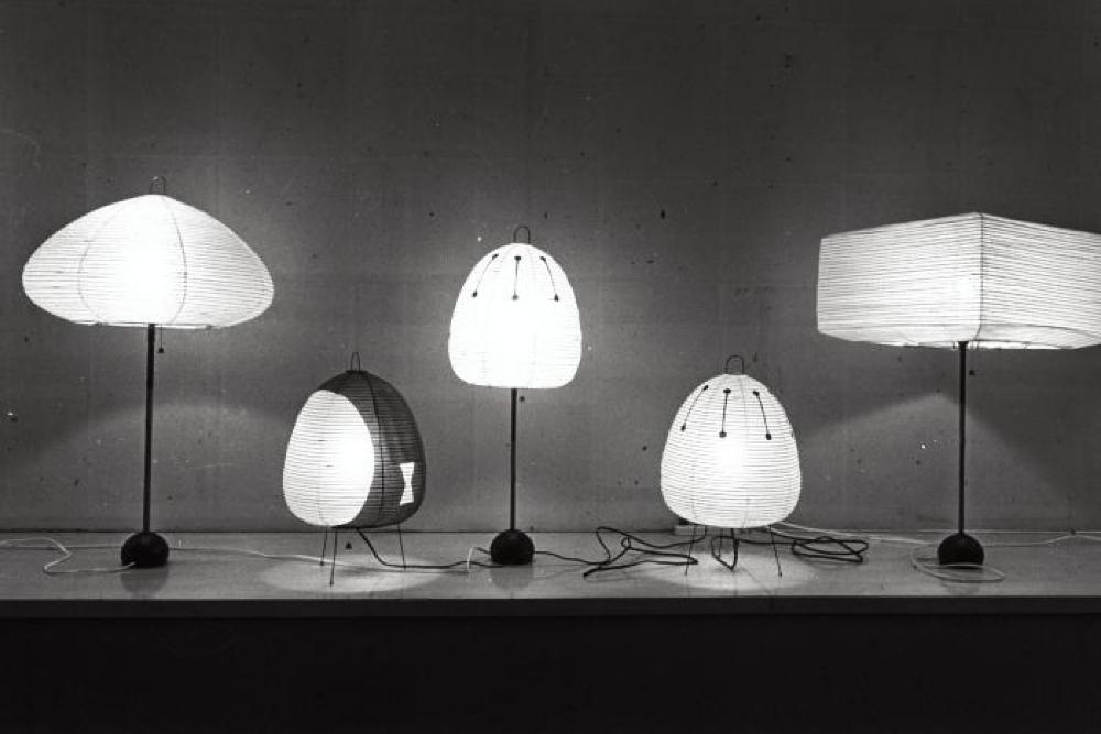 Installation view of "Isamu Noguchi Exhibition," Chuo Koron Gallery 
