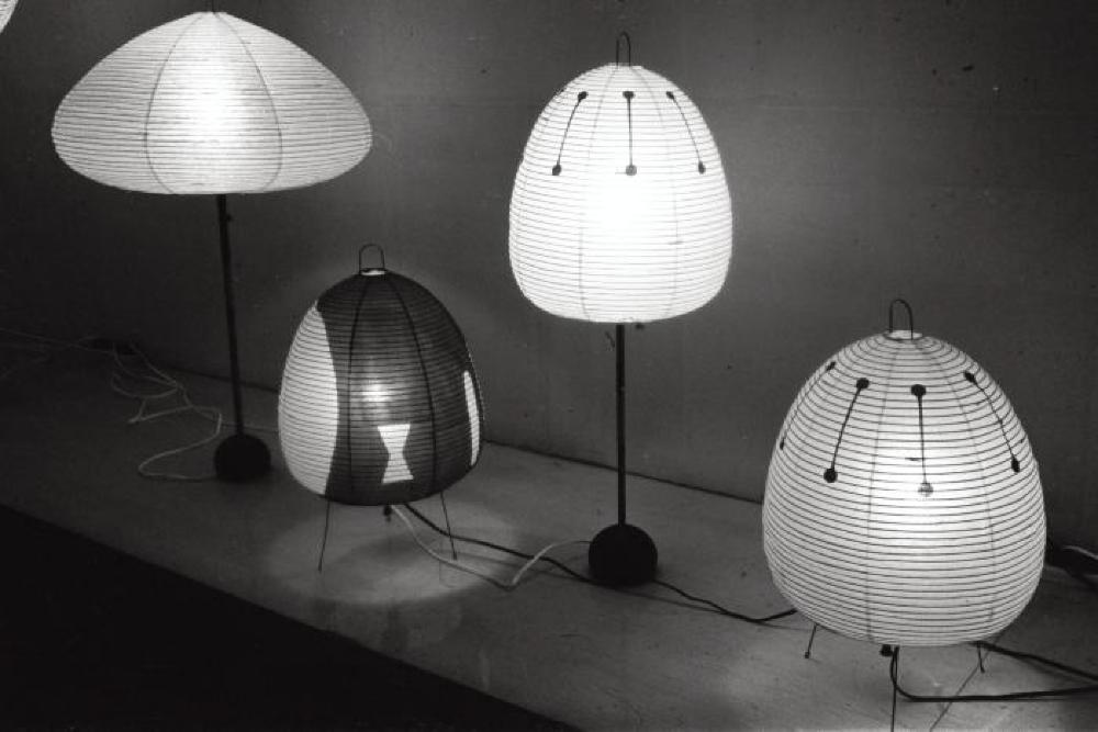 Installation view of "Isamu Noguchi Exhibition," Chuo Koron Gallery 