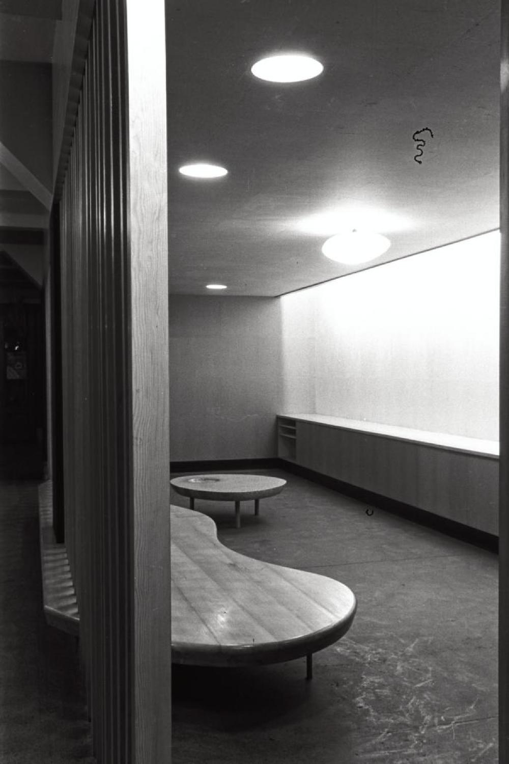 "Isamu Noguchi Exhibition" without Akari installation, Chuo Koron Gallery 