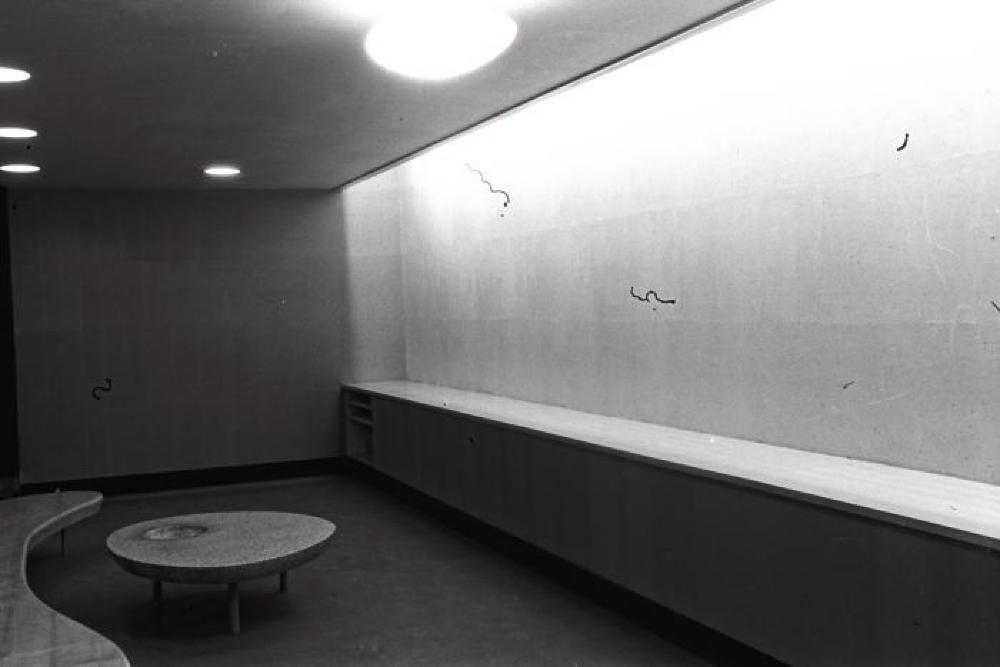 "Isamu Noguchi Exhibition" without Akari installation, Chuo Koron Gallery 