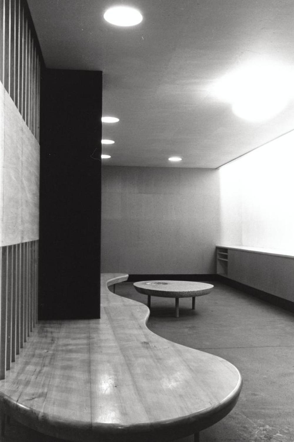 "Isamu Noguchi Exhibition" without Akari installation, Chuo Koron Gallery 
