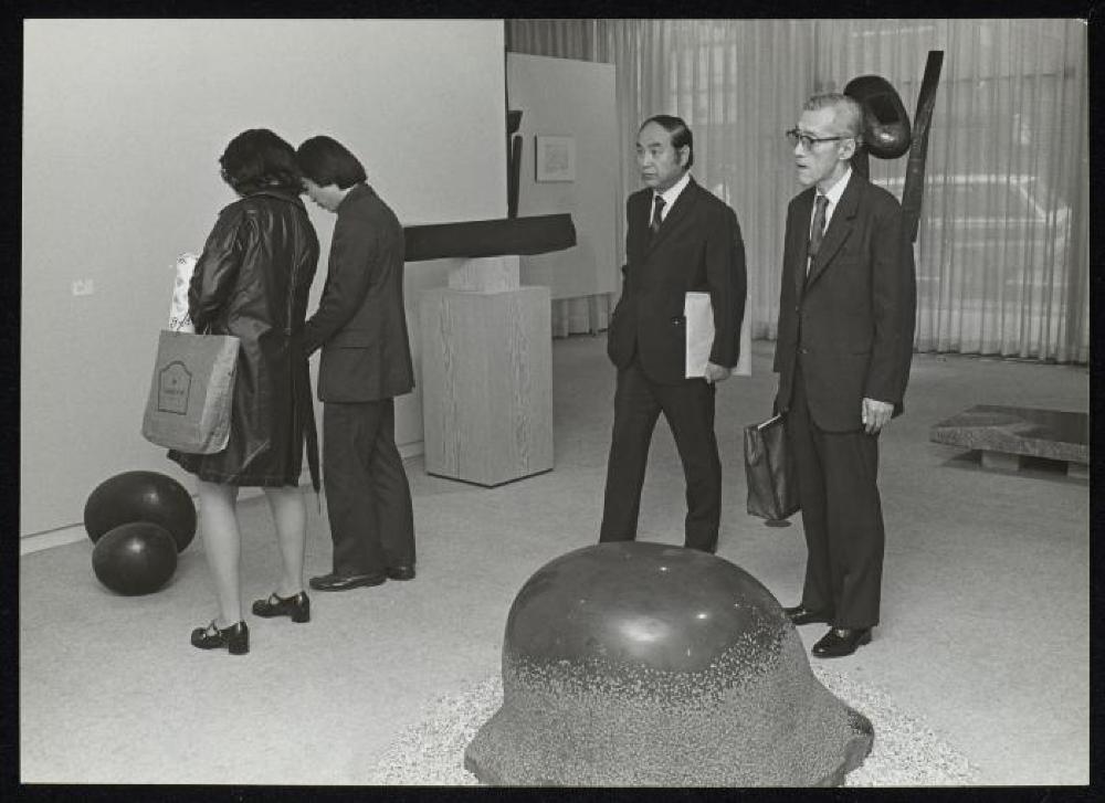 Installation view of "Isamu Noguchi," Minami Gallery 