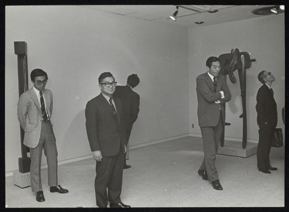 Installation view of "Isamu Noguchi," Minami Gallery 