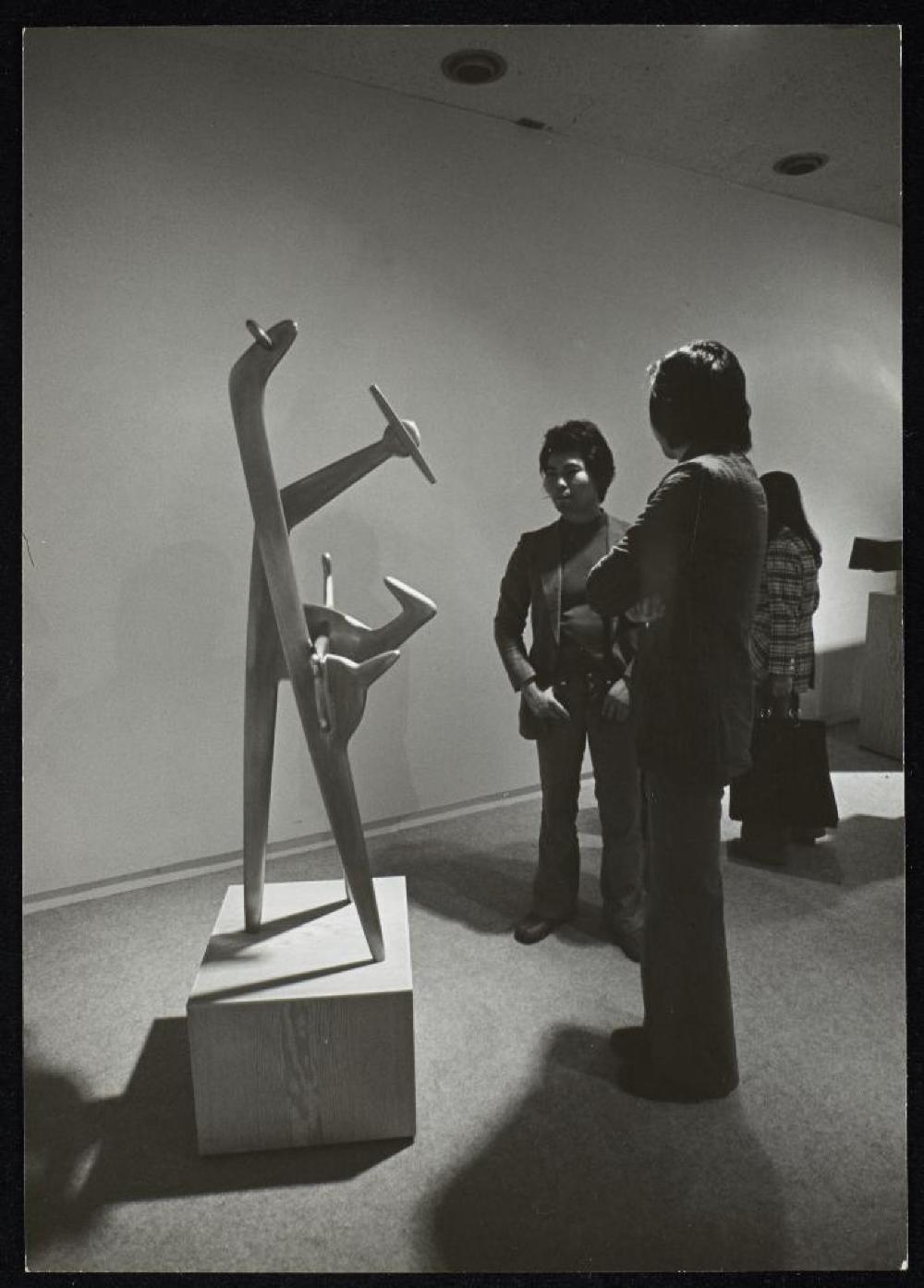 Installation view of "Isamu Noguchi," Minami Gallery 