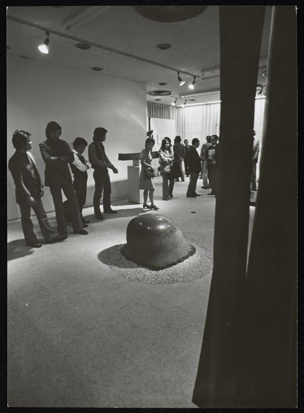 Installation view of "Isamu Noguchi," Minami Gallery 