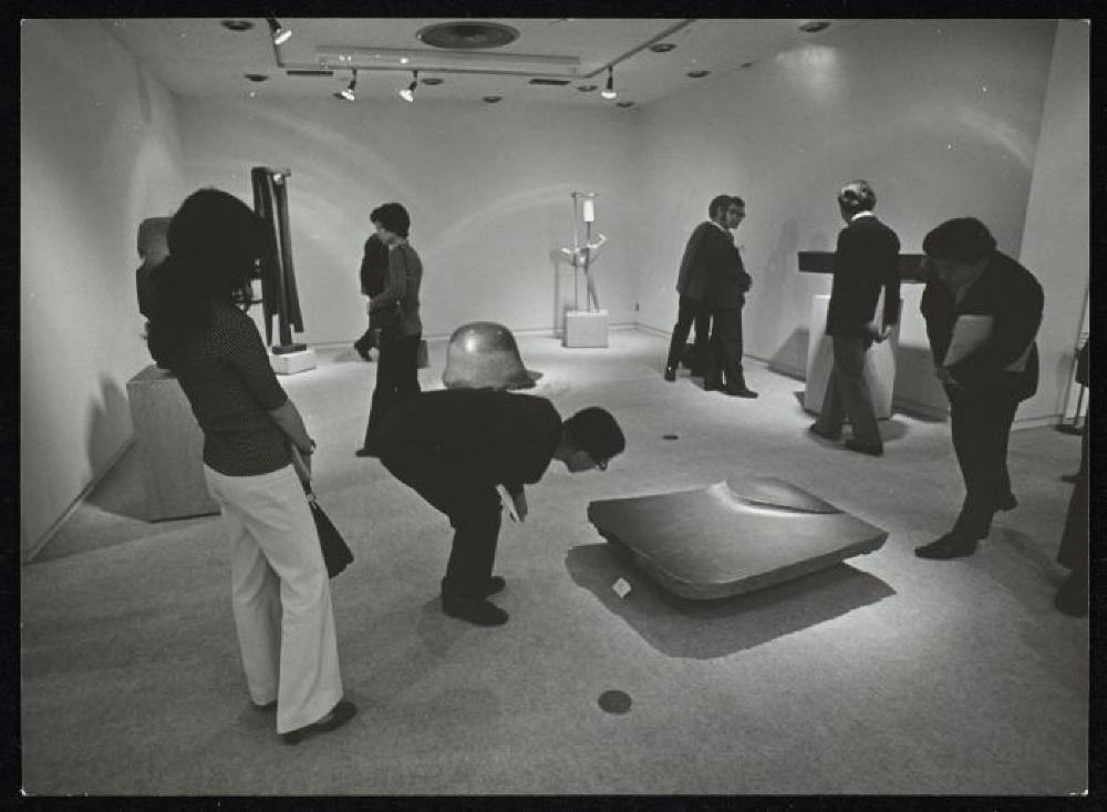 Installation view of "Isamu Noguchi," Minami Gallery 