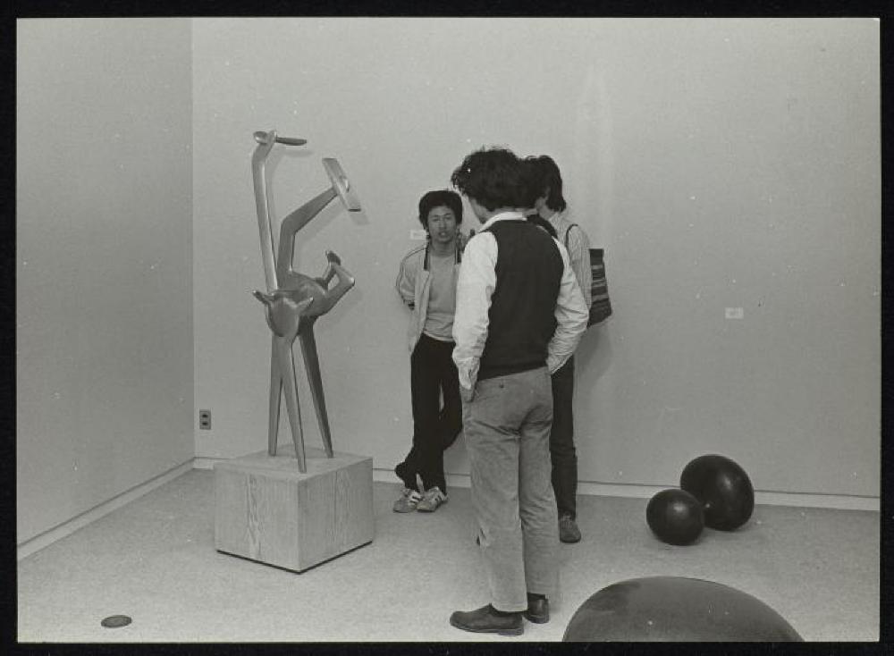 Installation view of "Isamu Noguchi," Minami Gallery 