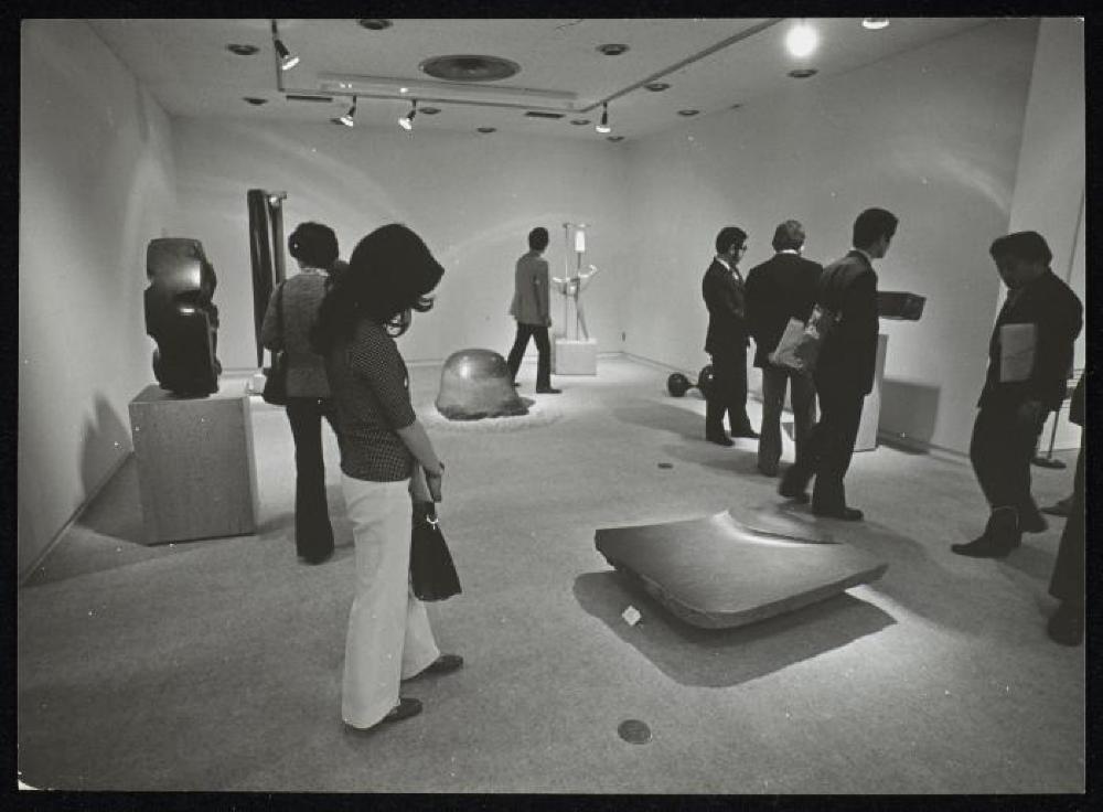Installation view of "Isamu Noguchi," Minami Gallery 