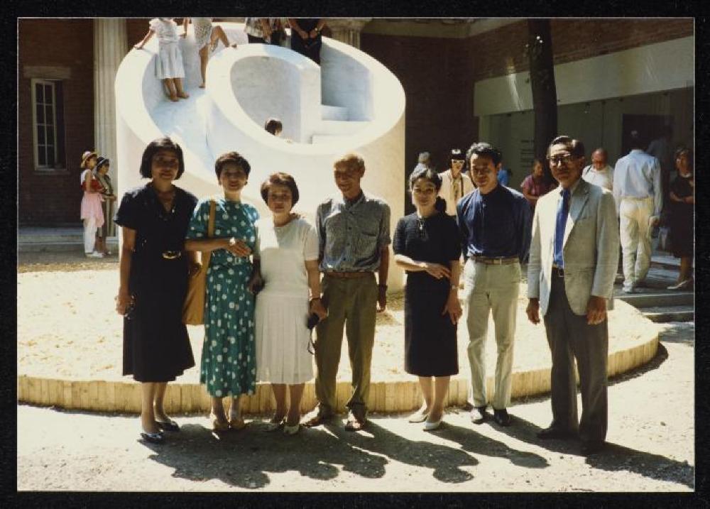 Isamu Noguchi with group including Masatoshi Izumi and Shoji Sadao (at right) at "Isamu Noguchi: What is Sculpture?" 1986 Venice Biennale