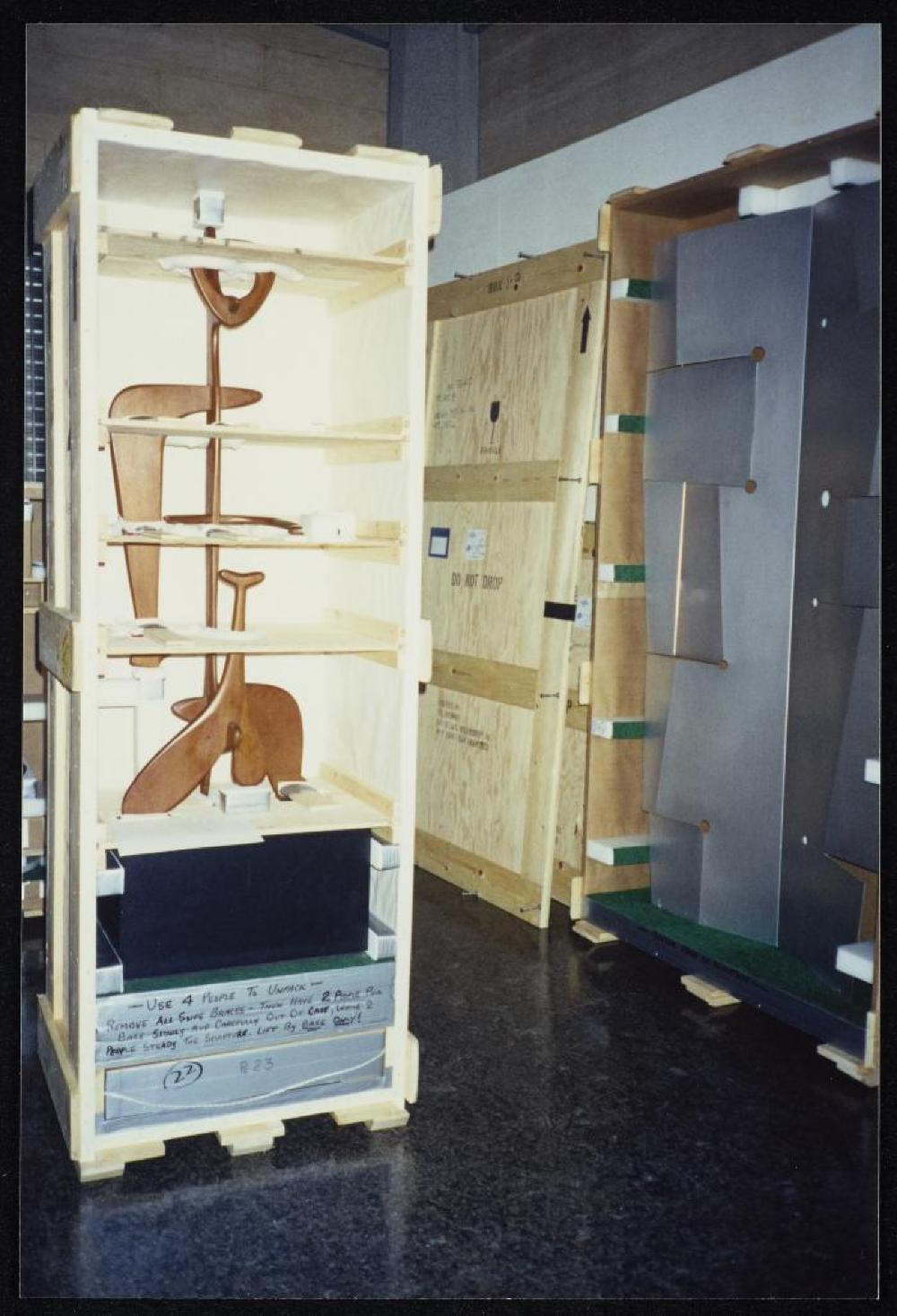 Installation process for "Isamu Noguchi Retrospective 1992," National Museum of Modern Art, Tokyo
