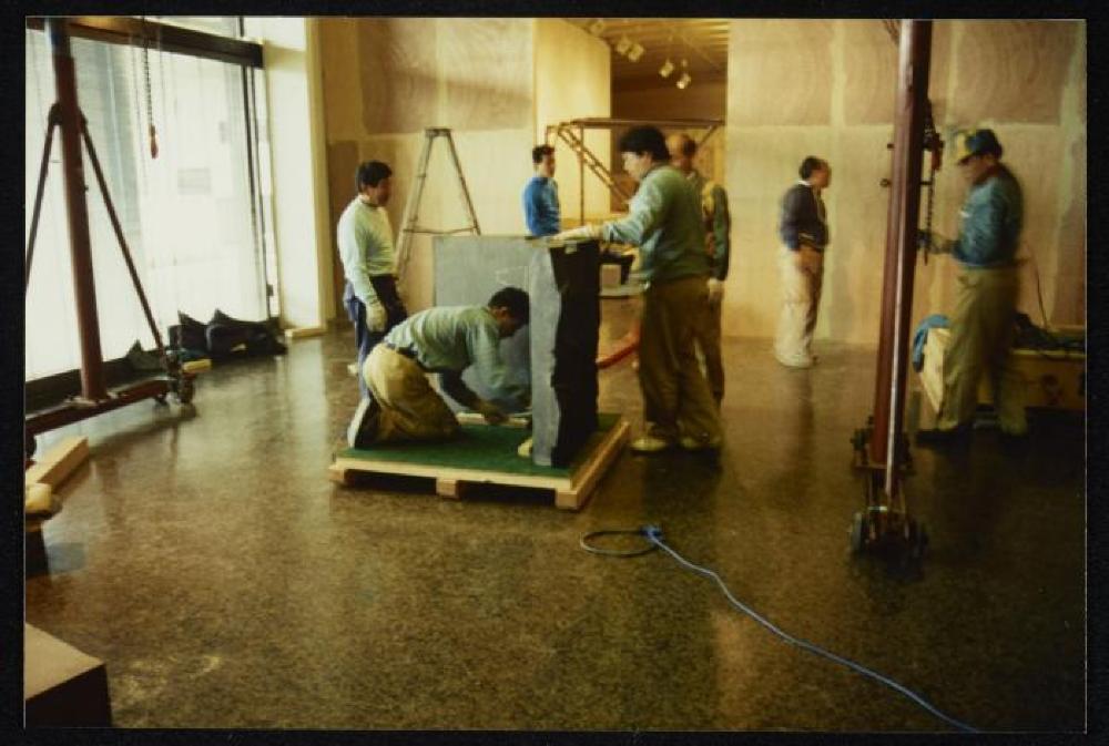 Installation process for "Isamu Noguchi Retrospective 1992," National Museum of Modern Art, Tokyo