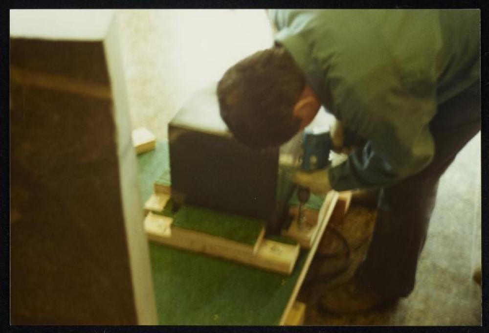 Installation process for "Isamu Noguchi Retrospective 1992," National Museum of Modern Art, Tokyo