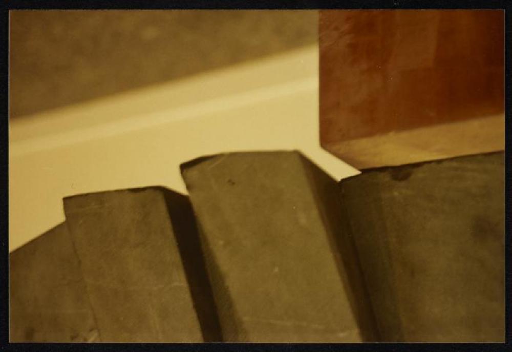 Installation process for "Isamu Noguchi Retrospective 1992," National Museum of Modern Art, Tokyo