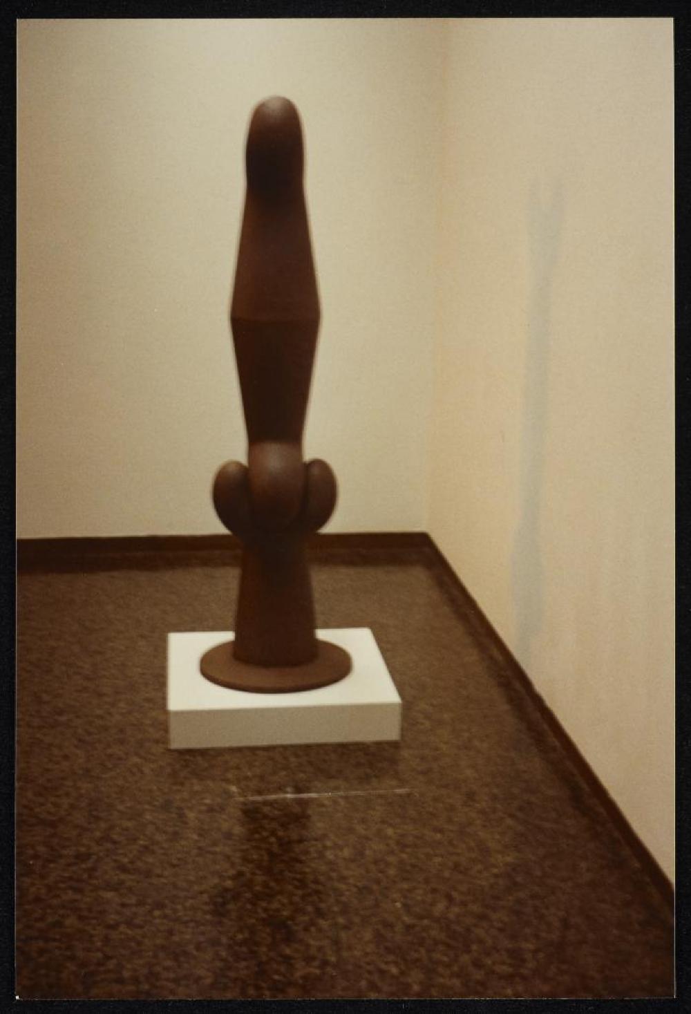 Installation view of "Isamu Noguchi Retrospective 1992," National Museum of Modern Art, Kyoto (travel venue)