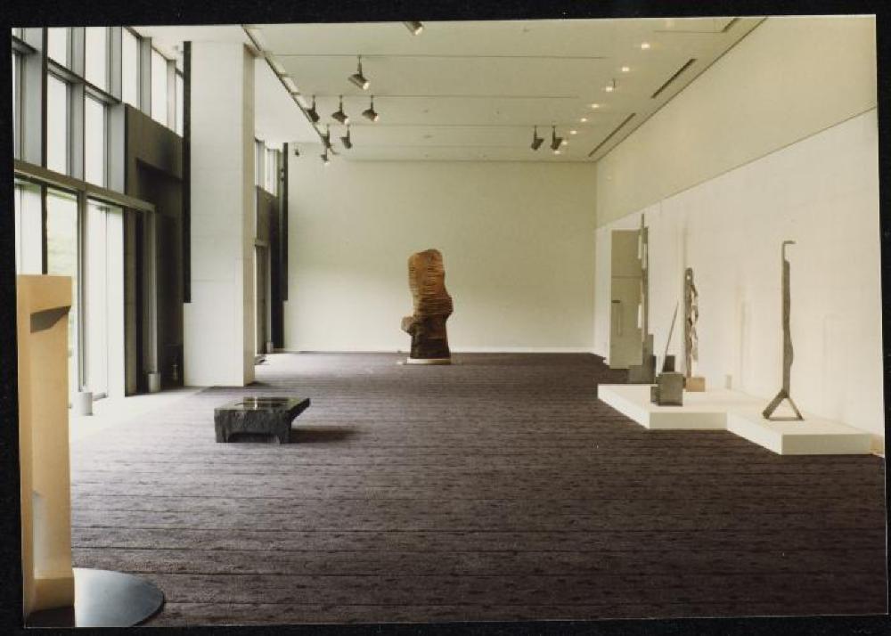 Installation view of "Isamu Noguchi Retrospective 1992," National Museum of Modern Art, Kyoto (travel venue)