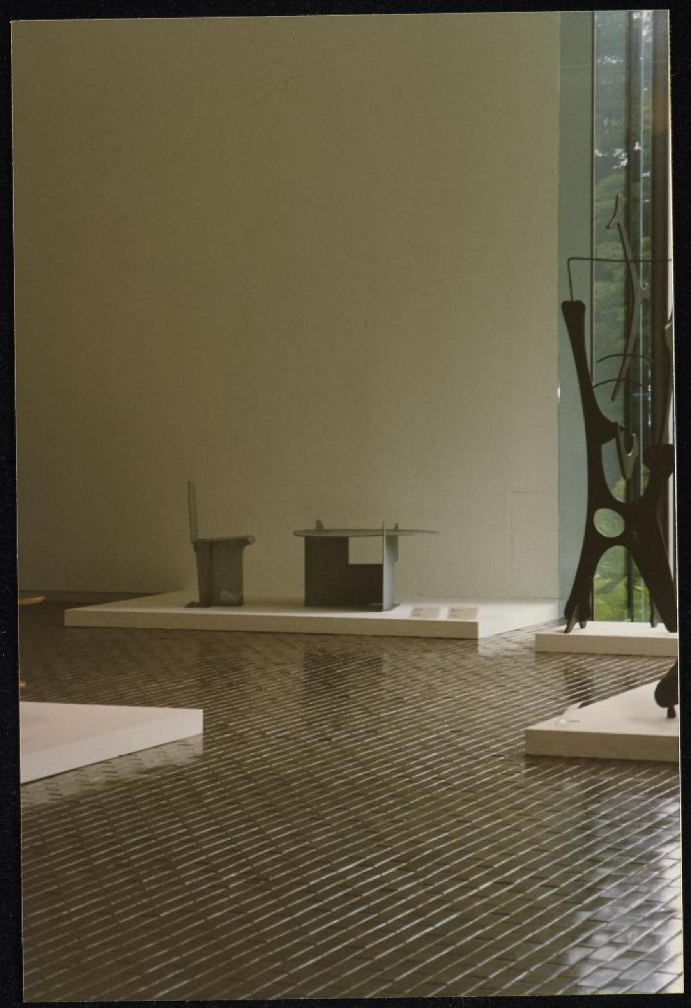 Installation view of "Isamu Noguchi and Rosanjin Kitaoji," Kochi Museum 
