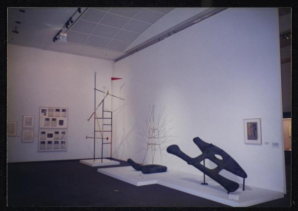 Installation view of "Isamu Noguchi and Rosanjin Kitaoji," The Museum of Modern Art, Kamakura