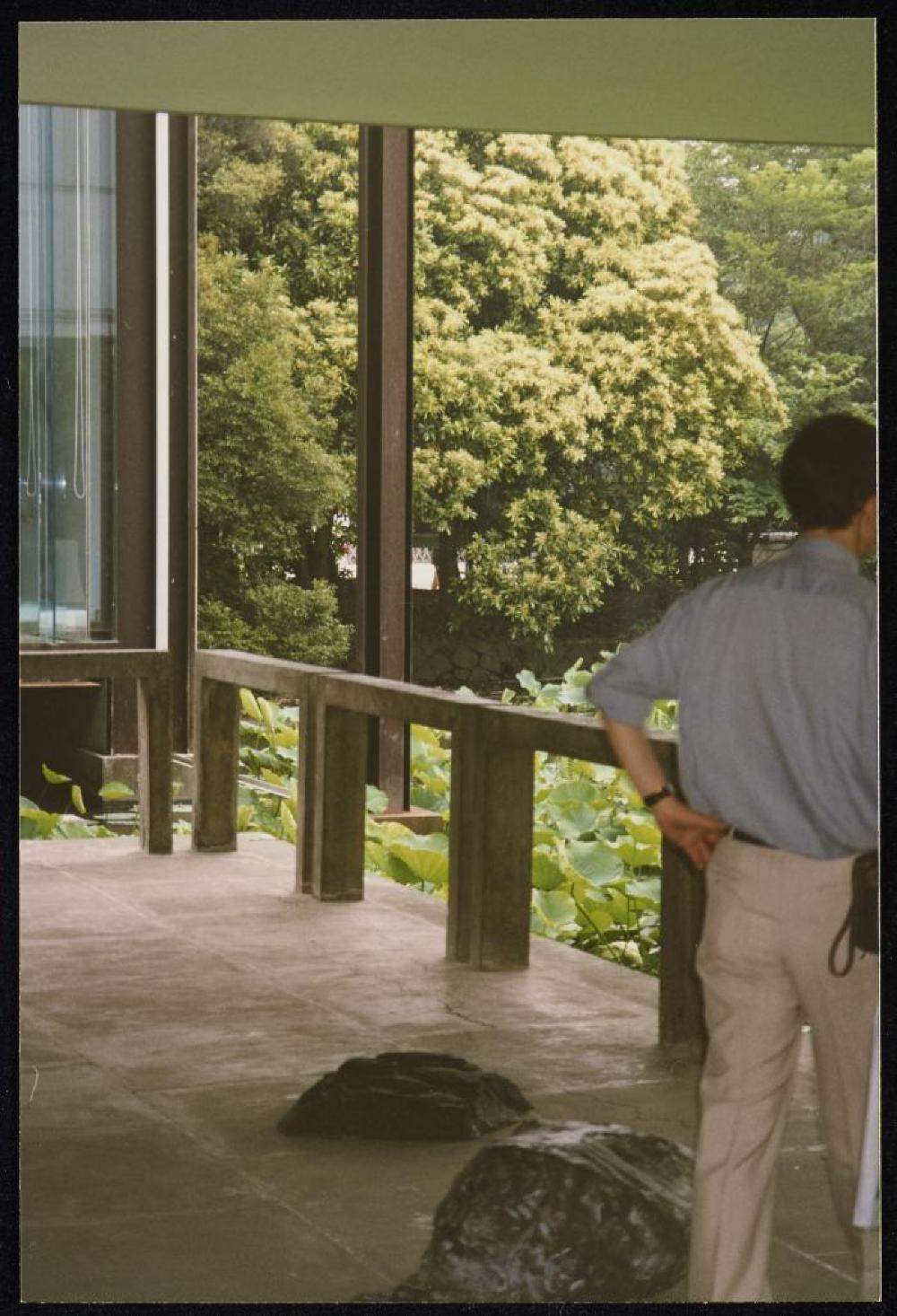 Installation view of "Isamu Noguchi and Rosanjin Kitaoji," Kochi Museum 