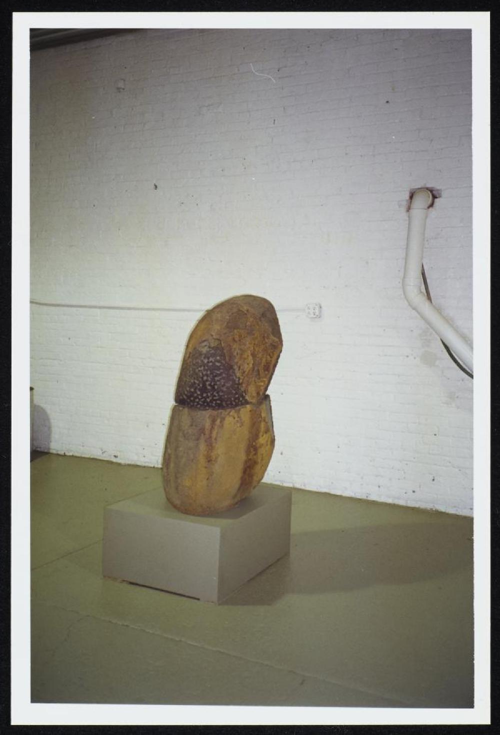 Exhibition image for "Relocated," The Noguchi Museum, April 10, 2001 - October 31, 2001.